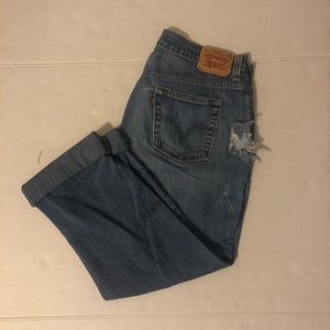 Levi’s 505 Distressed Jeans (B17)